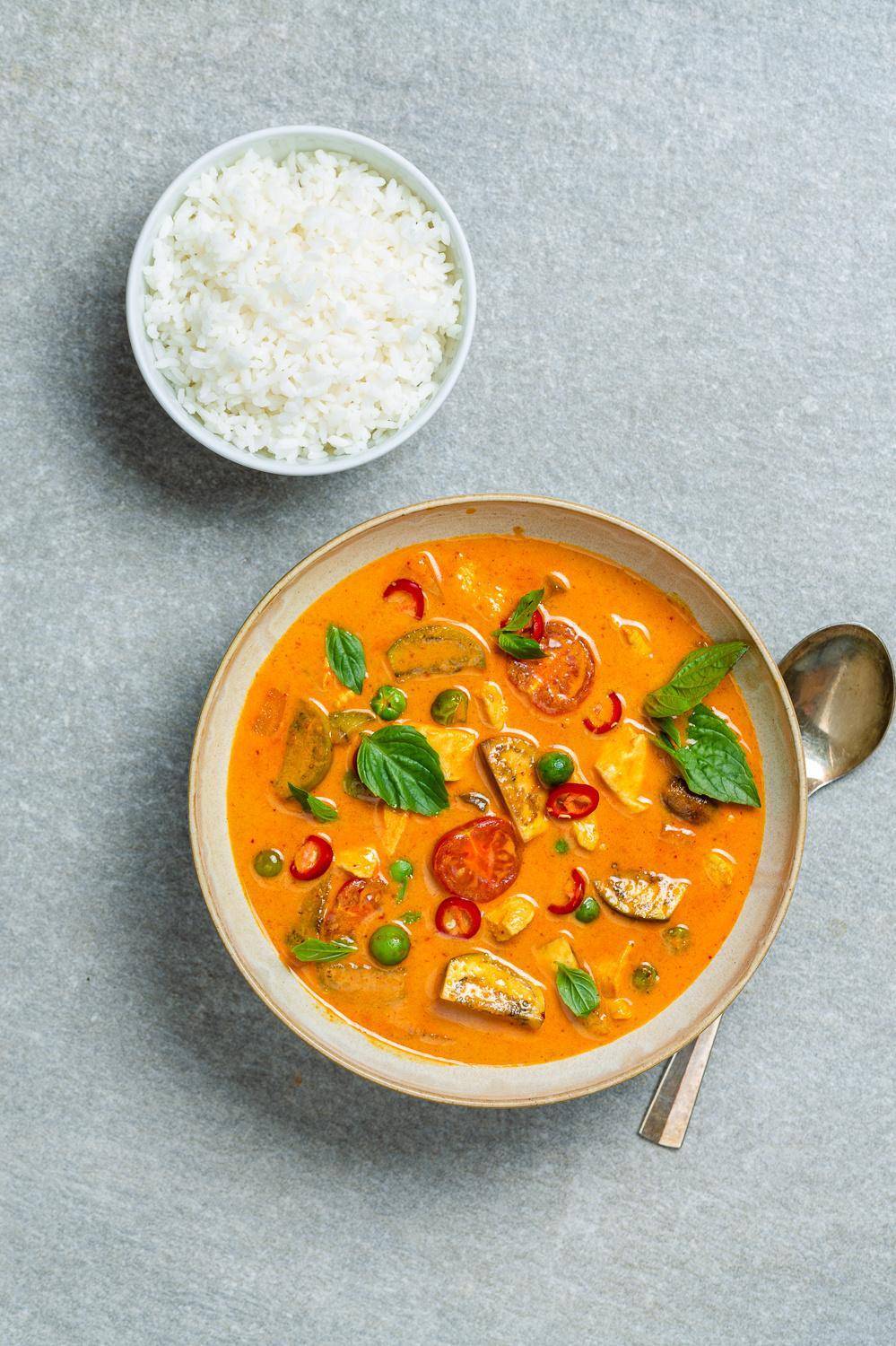 Satay-Spieße mit Erdnusssauce Rezept | Happy Plates