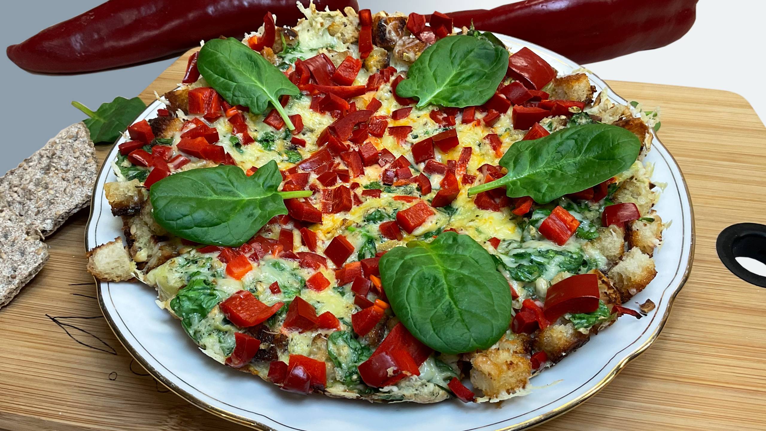 Omelett mit knusprigen und gesunden Croutons